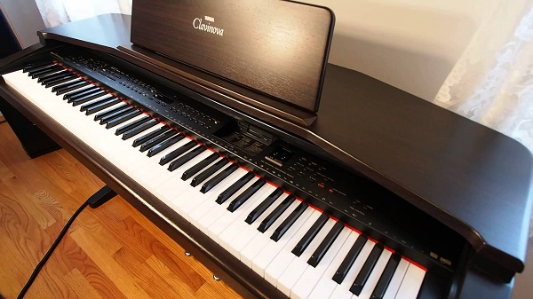 Đàn Piano Điện Yamaha CLP 685 PE