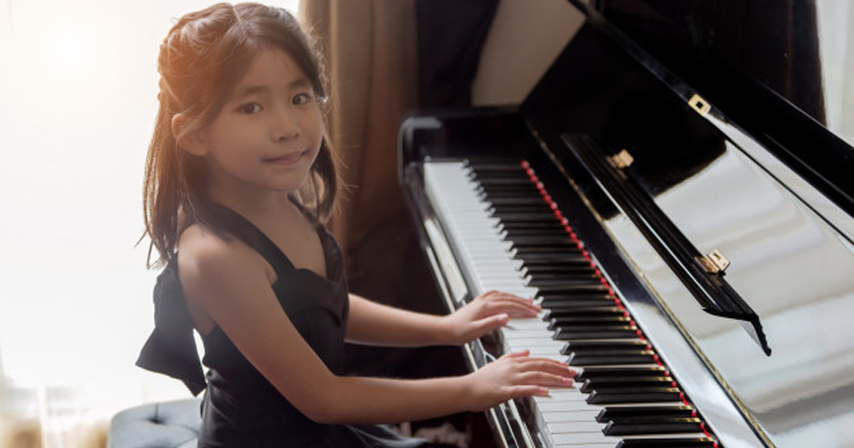 Những lưu ý khi cho bé học piano từ sớm