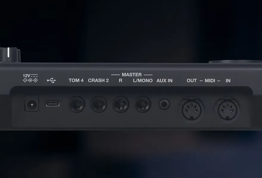 Cổng chờ bổ sung Tom 4 v&agrave; Crash 2 qua cổng Trigger mở rộng